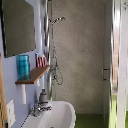 ゲストハウス Gaestehaus Liemehna *